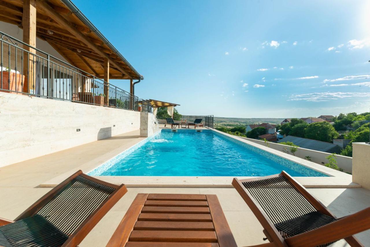 Modern Rustic Villa Kate 벤코바츠 외부 사진